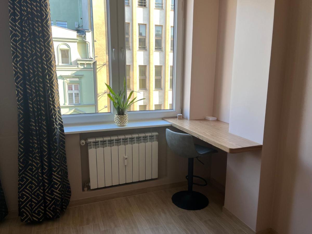 City Center Apartment Катовице Екстериор снимка
